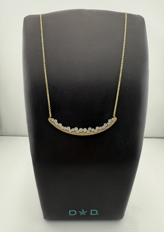 Cluster Smile Necklace